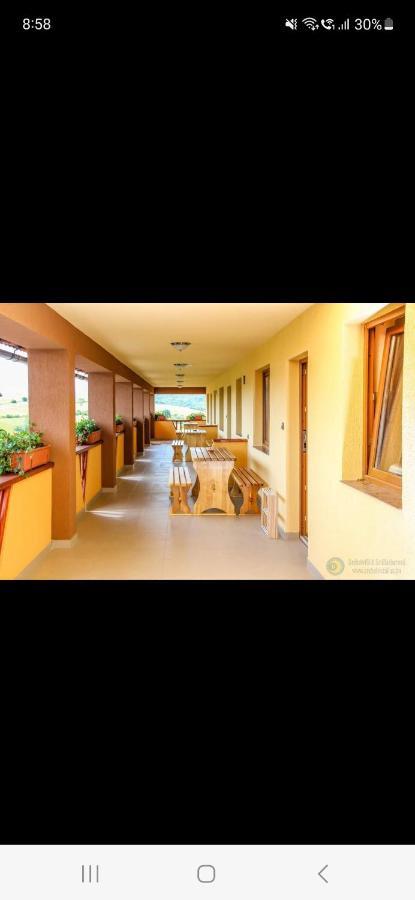 Apartamente Mano Apartmanok Praid Extérieur photo
